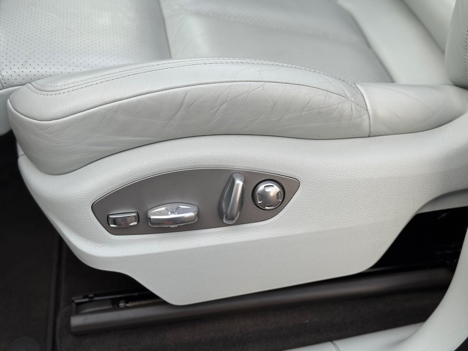 Used Porsche Macan for sale - 77320207: Photo 36