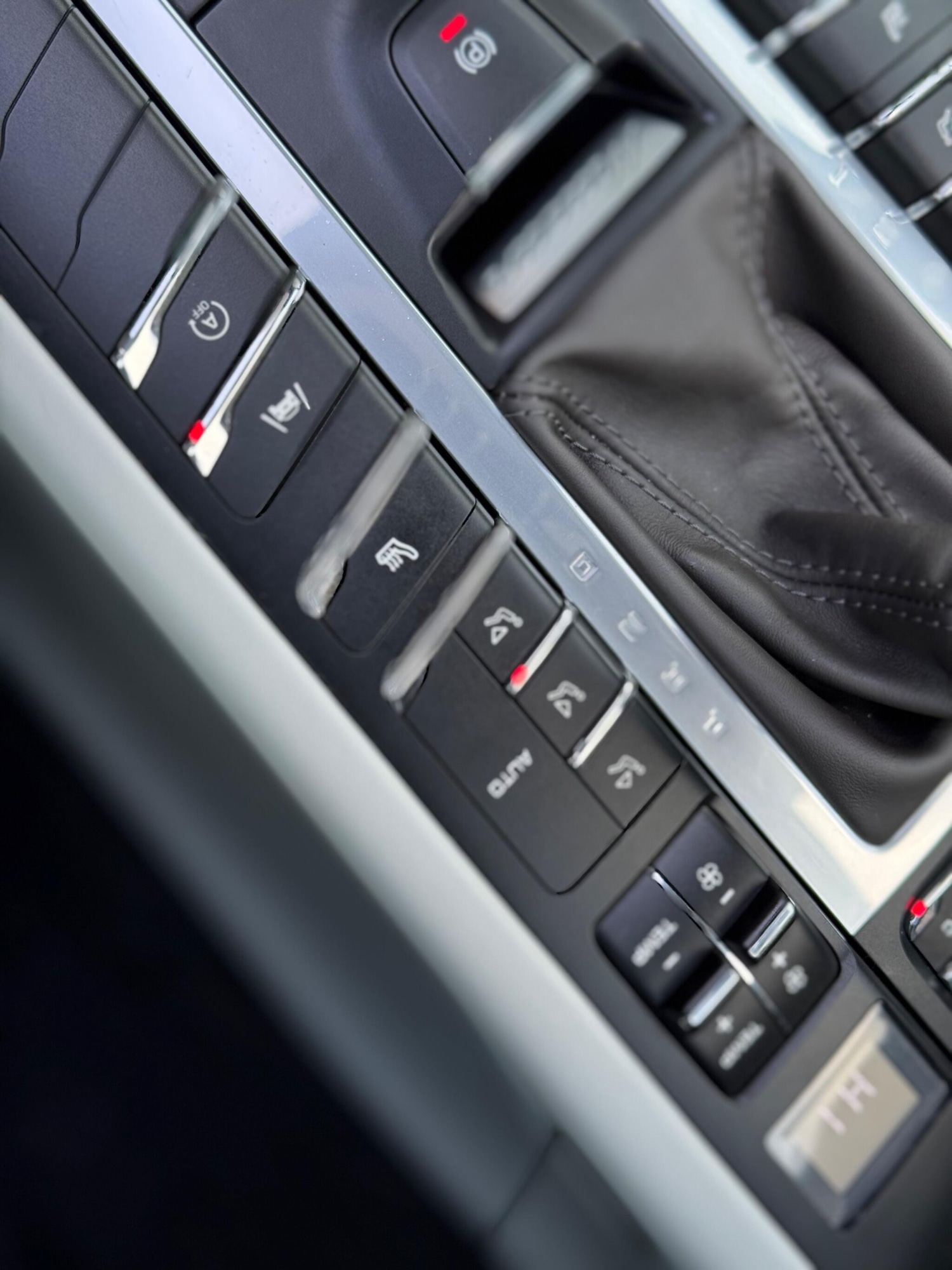 Used Porsche Macan for sale - 77320207: Photo 42