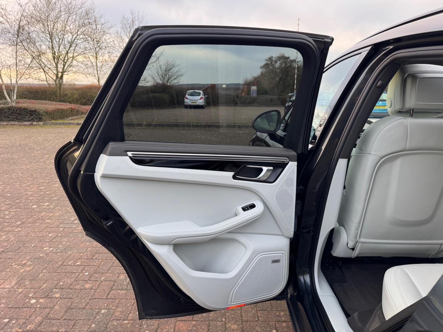 Used Porsche Macan for sale - 77320207: Photo 54