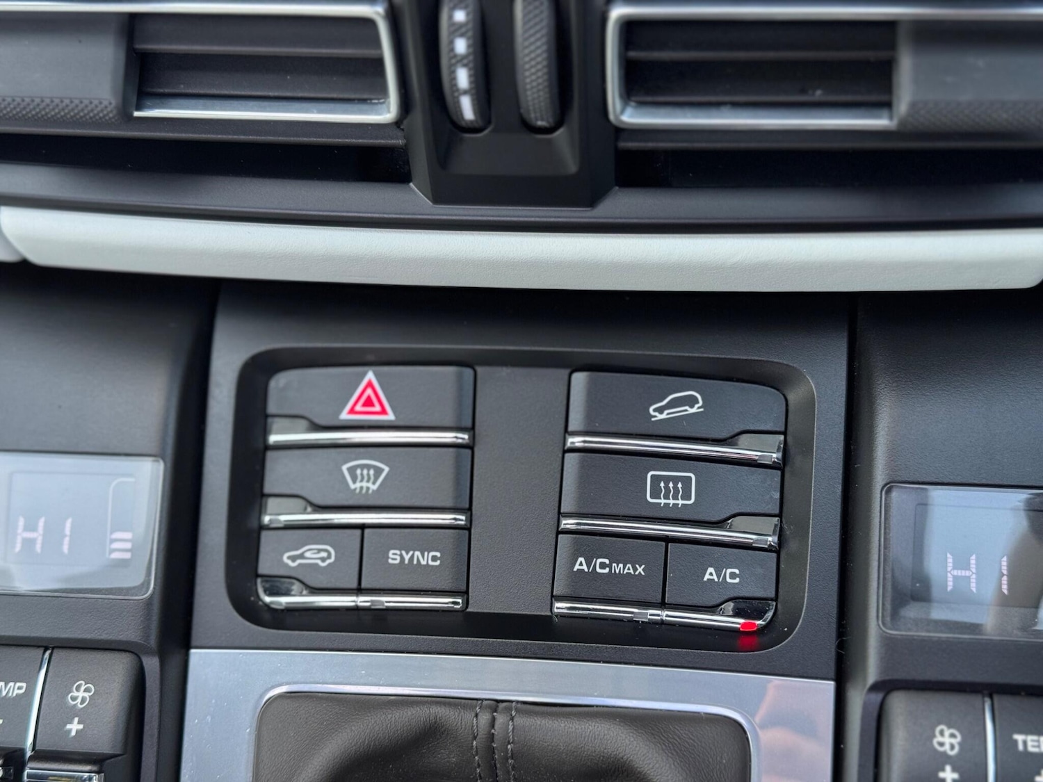 Used Porsche Macan for sale - 77320207: Photo 61