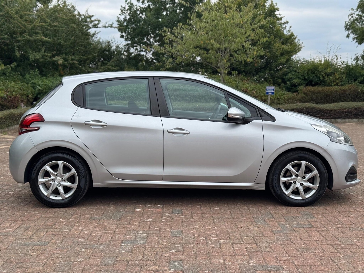 Used Peugeot 208 for sale - 76993617: Photo 20