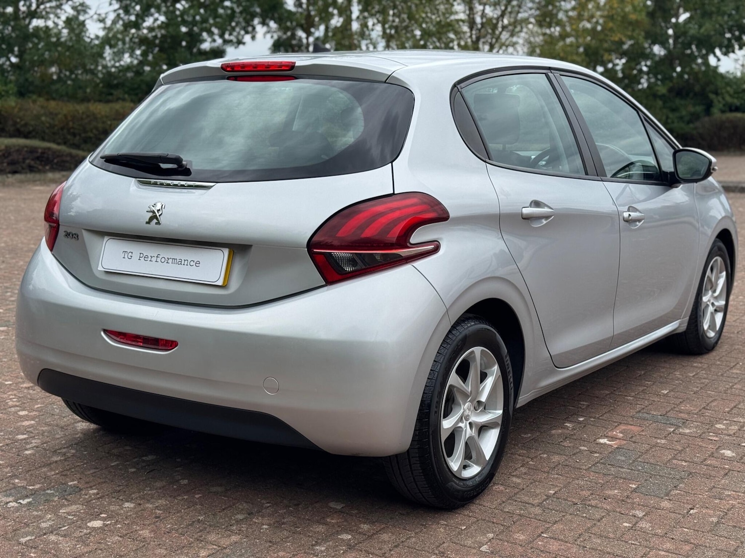 Used Peugeot 208 for sale - 76993617: Photo 21