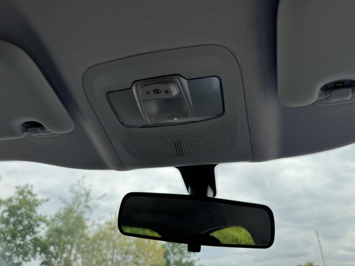 Used Peugeot 208 for sale - 76993617: Photo 31