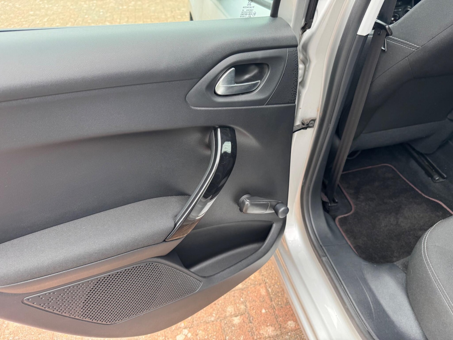 Used Peugeot 208 for sale - 76993617: Photo 52