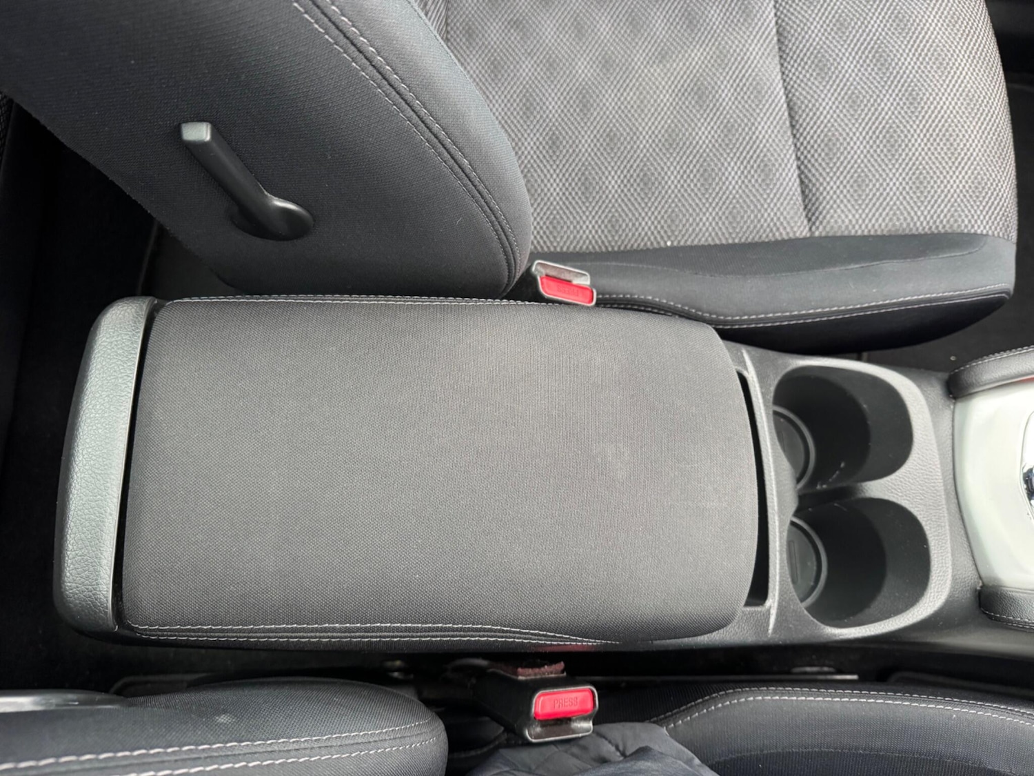 Used Nissan Qashqai for sale - 77925147: Photo 32