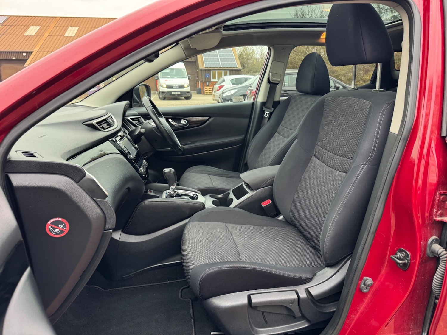 Used Nissan Qashqai for sale - 77925147: Photo 42