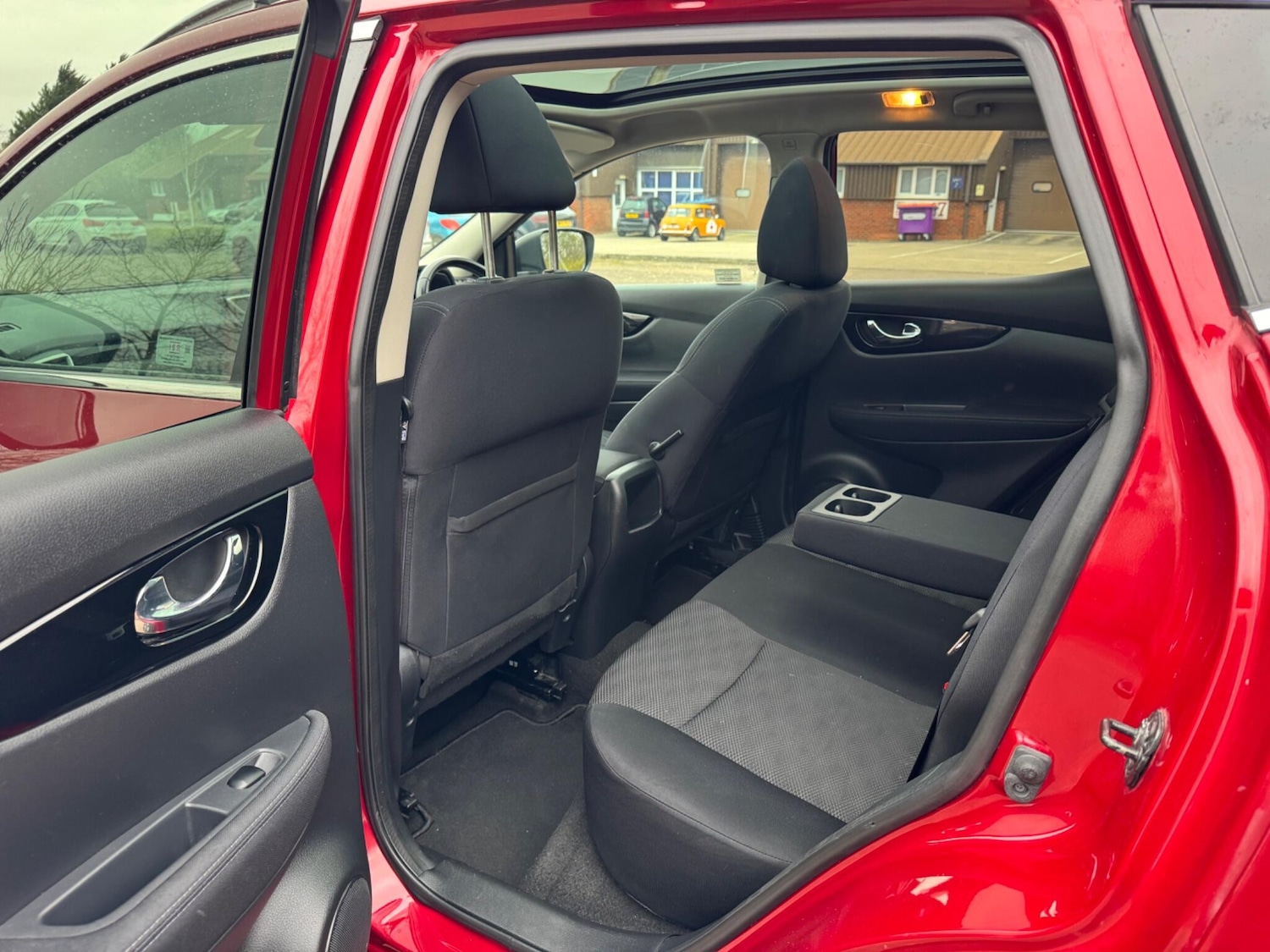 Used Nissan Qashqai for sale - 77925147: Photo 44