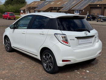 Used Toyota Yaris 2013 for sale - 78232021: Photo