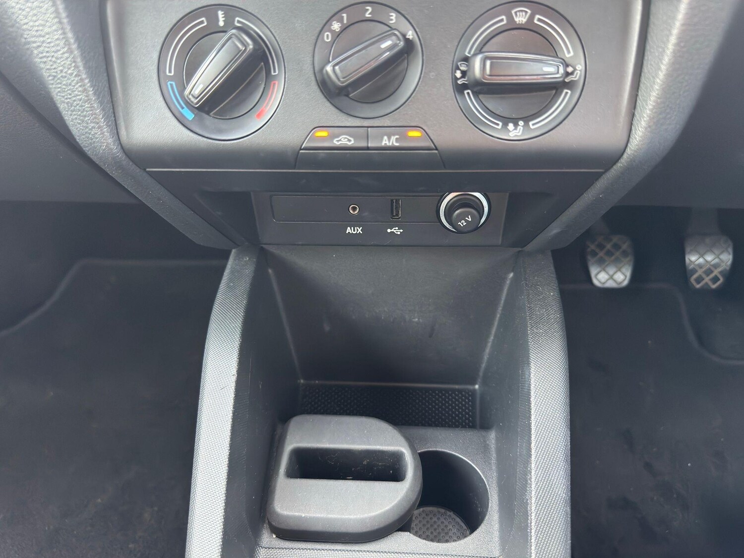 Vehicle 28
