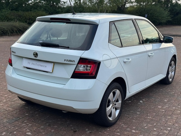 Used Skoda Fabia 2015 for sale - 75297774: Photo 6