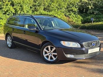Used Volvo V70 2015 for sale - 78982160: Photo