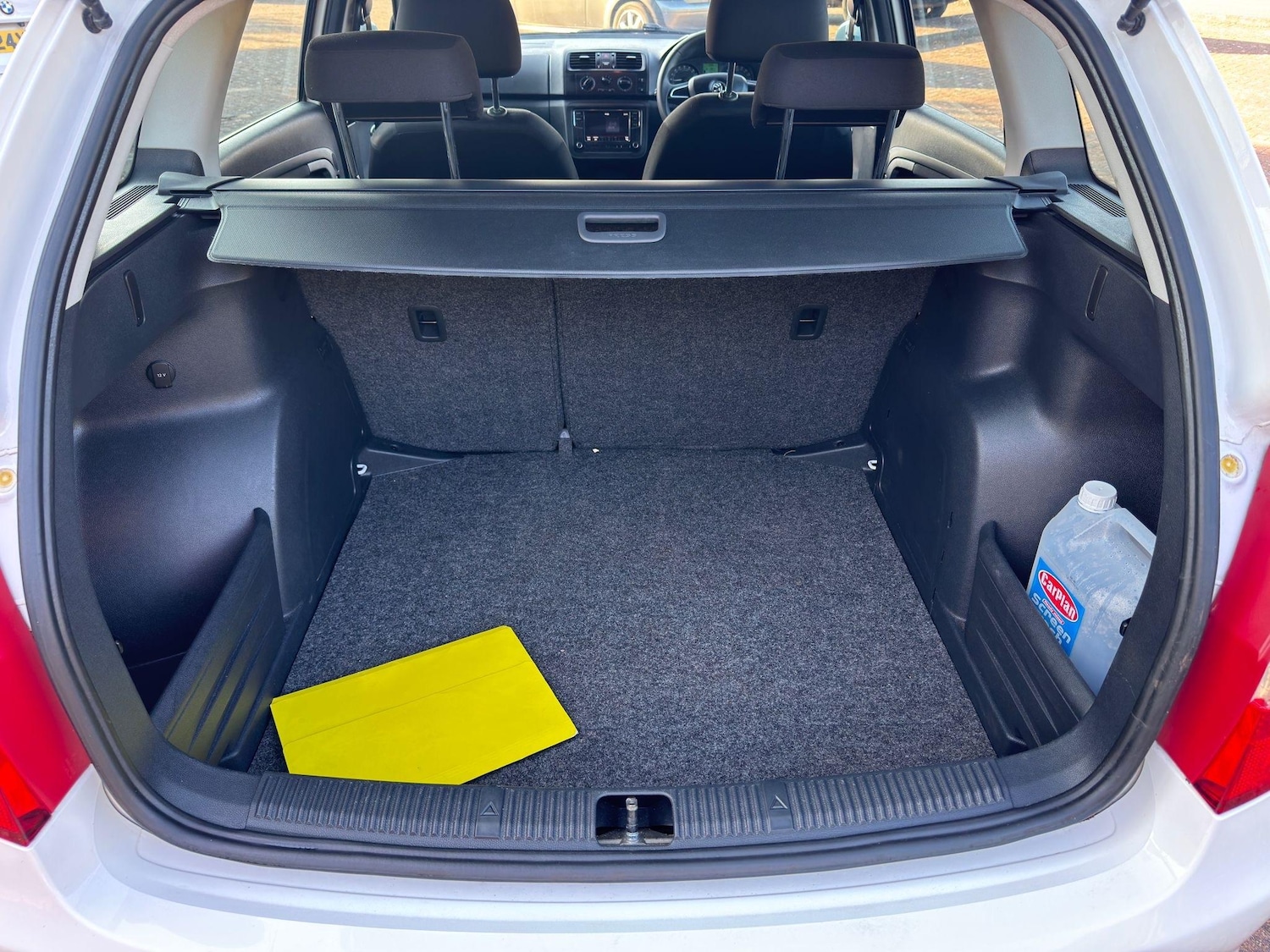 Vehicle 28