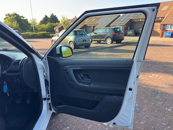 Used Skoda Fabia 2014 for sale - 75041786: Photo 52