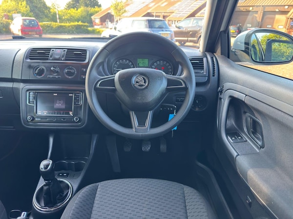 Used Skoda Fabia 2014 for sale - 75041786: Photo 6