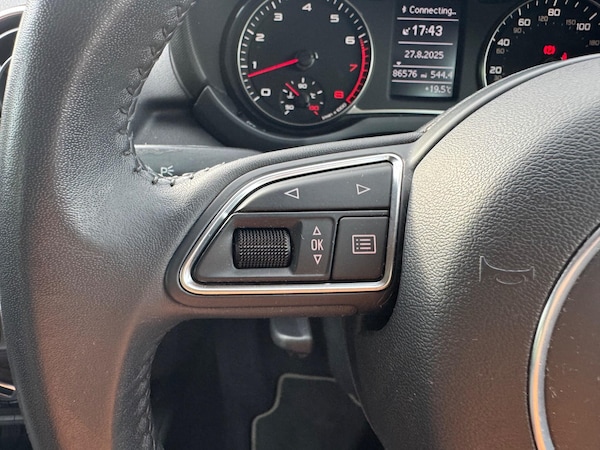 Used Audi A1 2013 for sale - 75707624: Photo 41