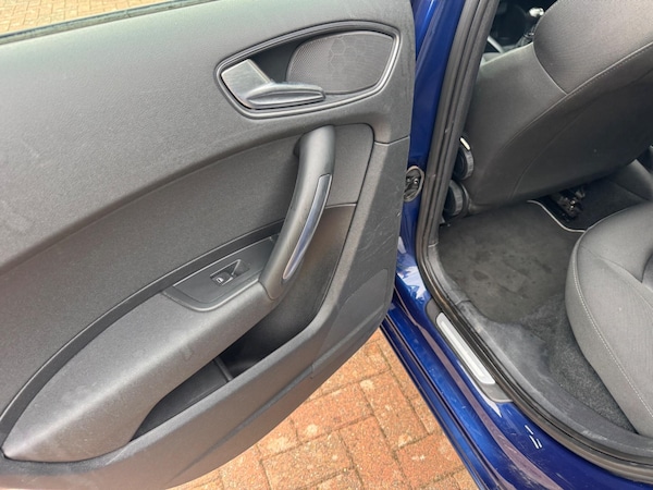 Used Audi A1 2013 for sale - 75707624: Photo 55