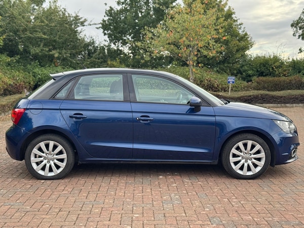 Used Audi A1 2013 for sale - 75707624: Photo 6