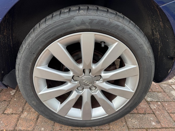 Used Audi A1 2013 for sale - 75707624: Photo 9