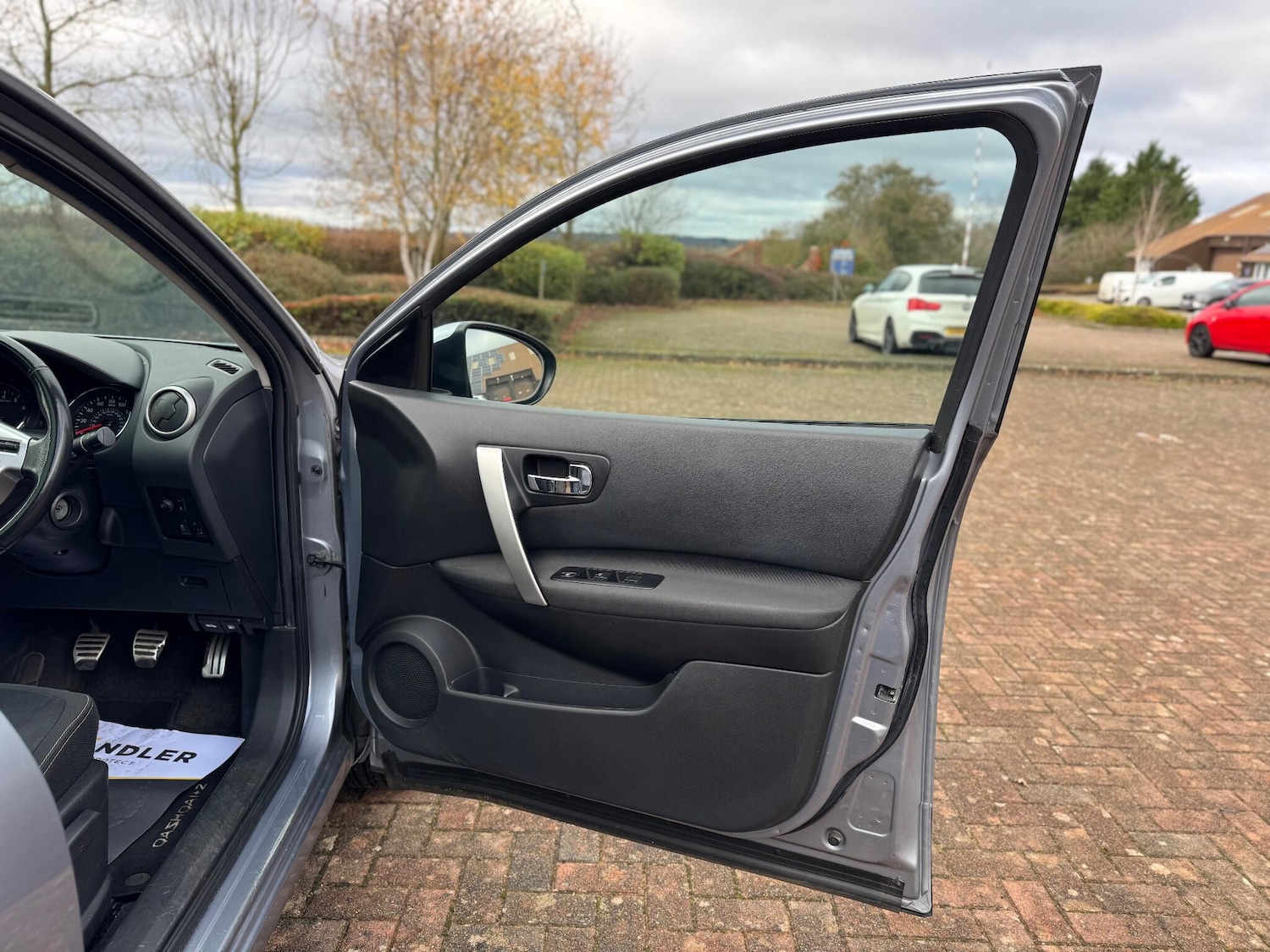 Used Nissan Qashqai+2 2010 for sale - 76657917: Photo 32