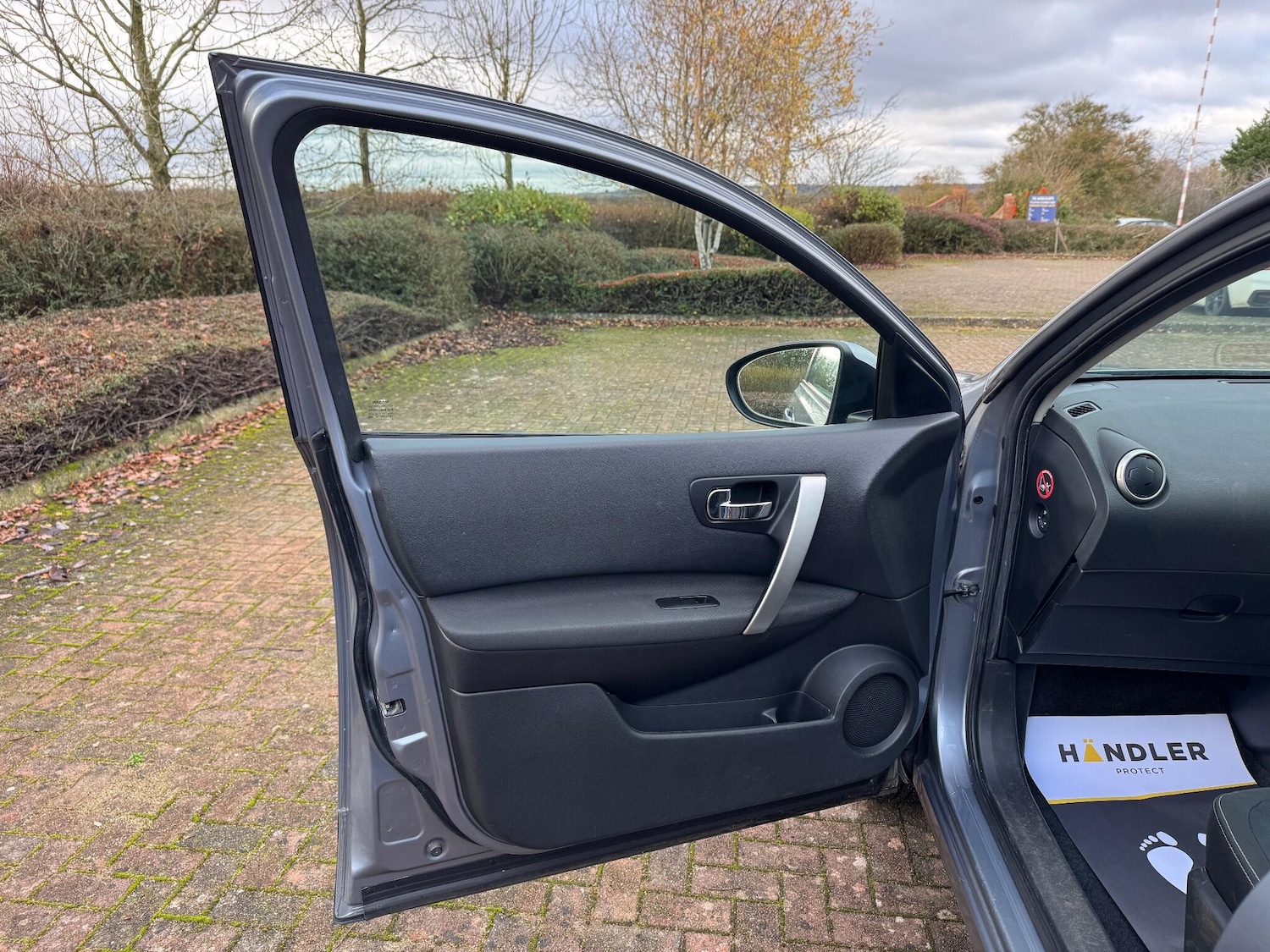 Used Nissan Qashqai+2 2010 for sale - 76657917: Photo 37