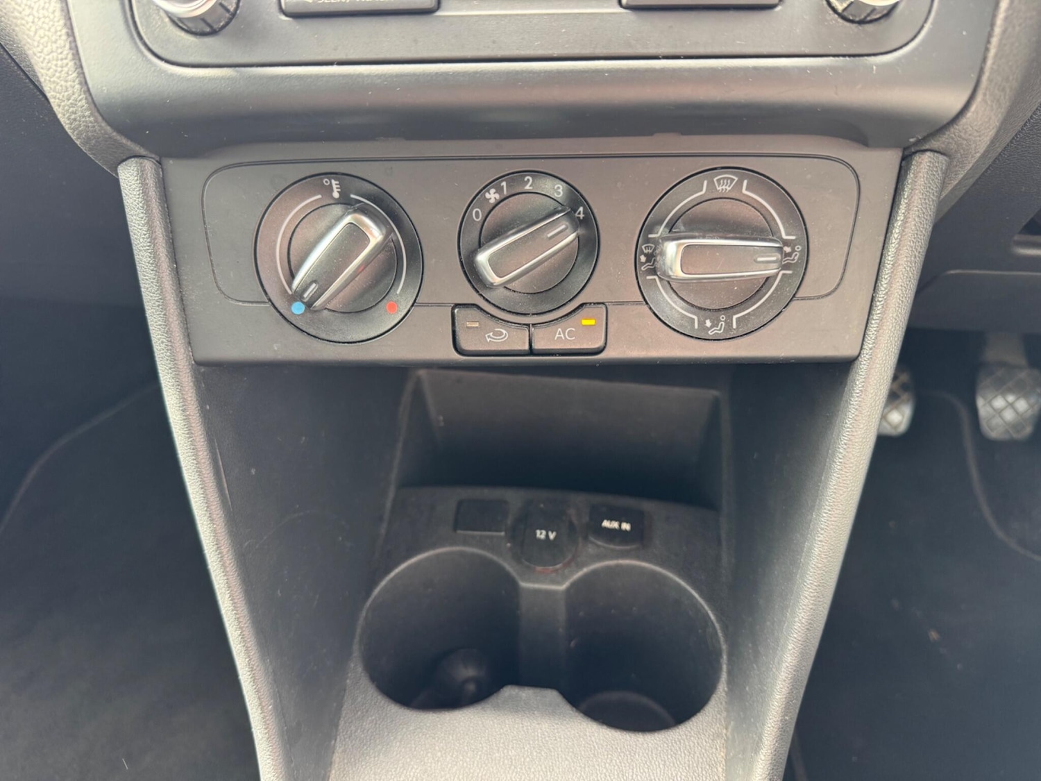 Vehicle 27