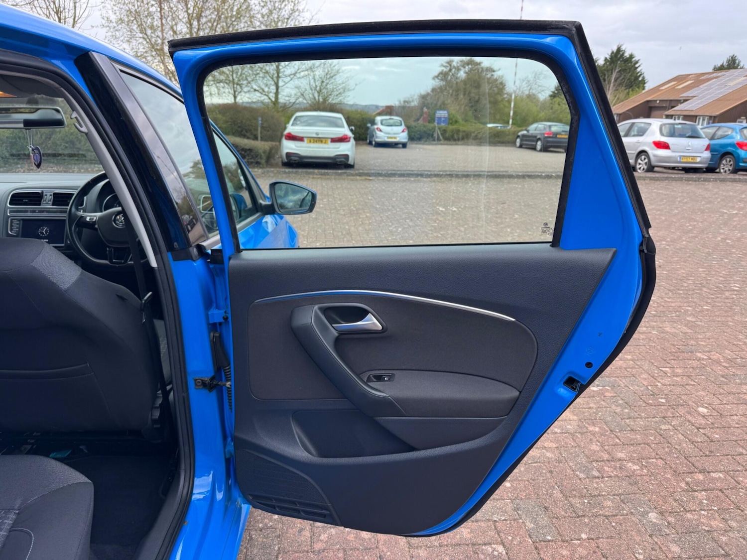 Used Volkswagen Polo 2014 for sale - 78100930: Photo 40