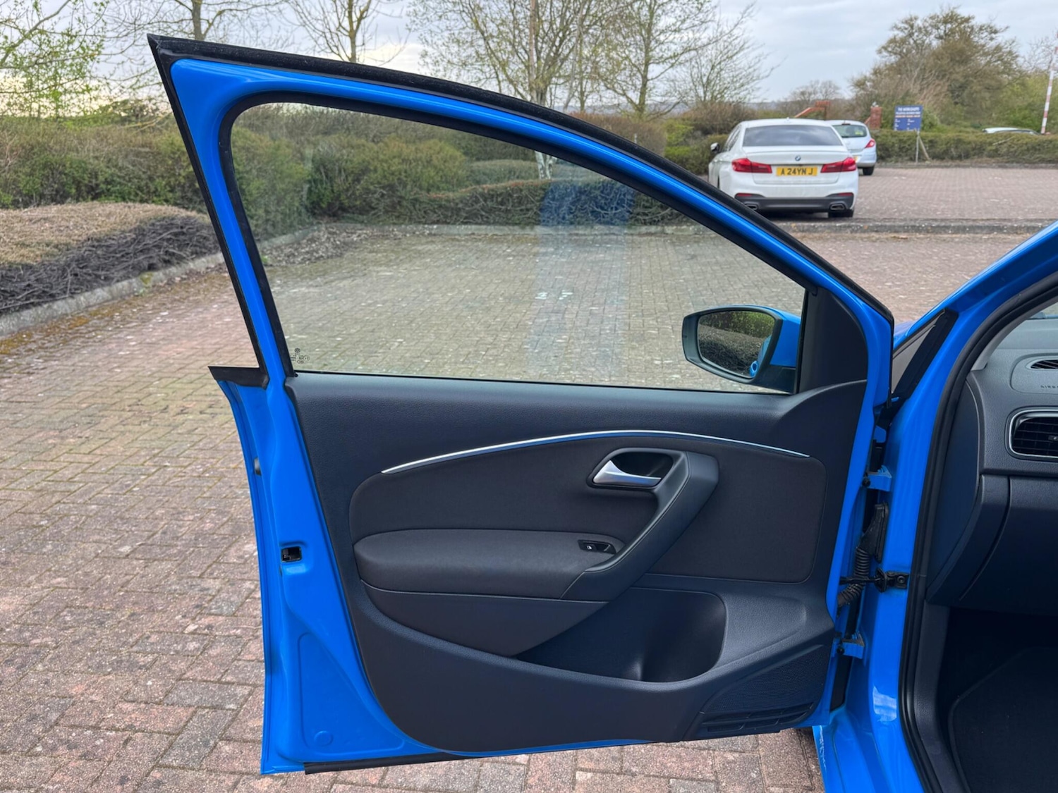 Used Volkswagen Polo 2014 for sale - 78100930: Photo 42