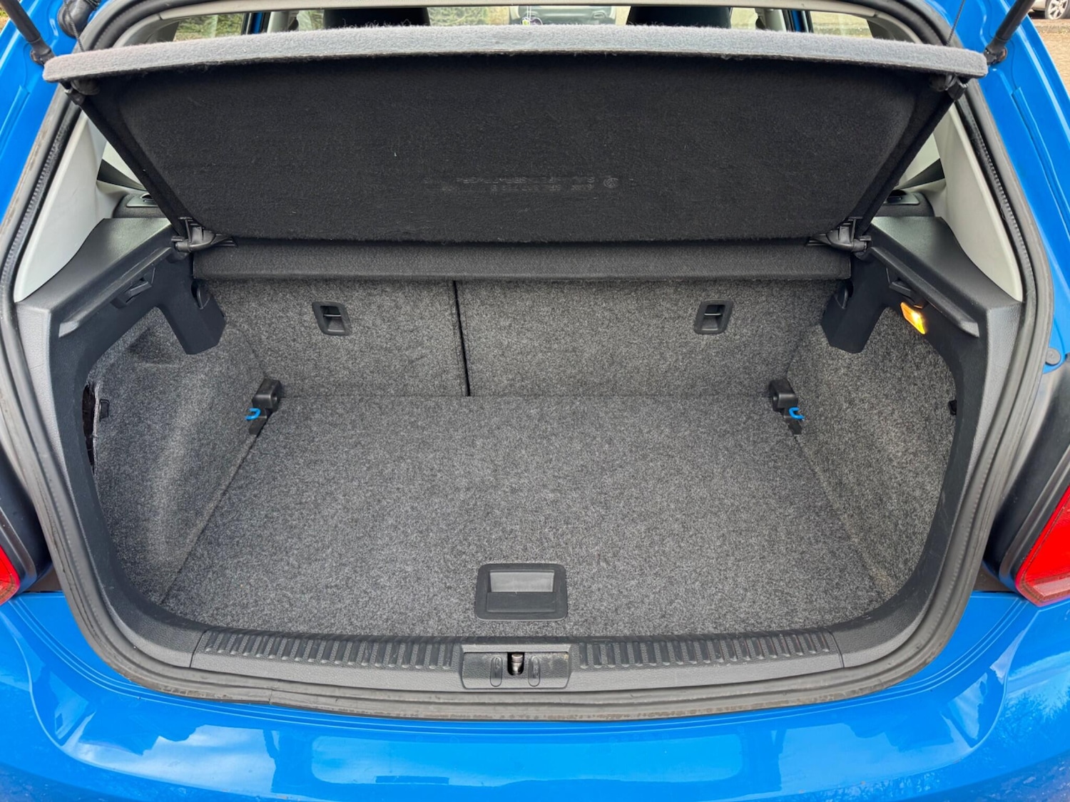 Used Volkswagen Polo 2014 for sale - 78100930: Photo 47