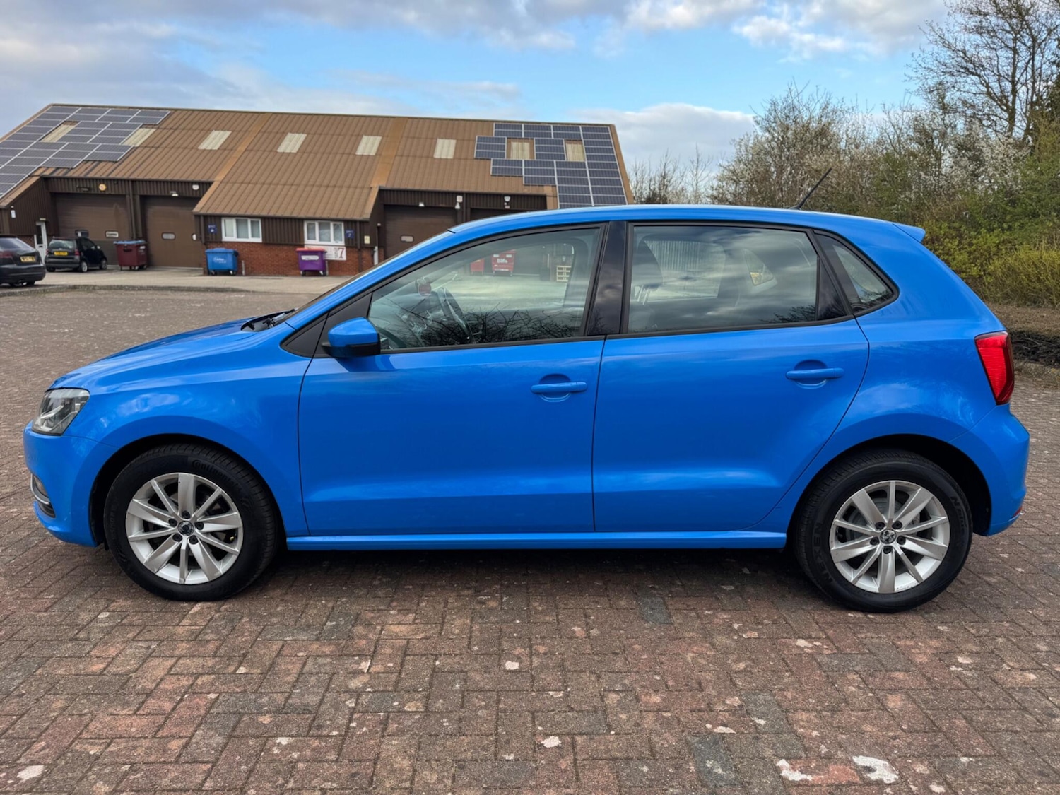 Used Volkswagen Polo 2014 for sale - 78100930: Photo 5