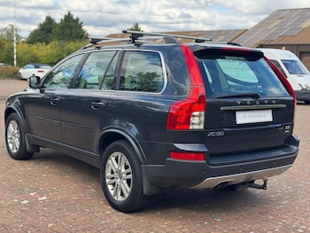 Used Volvo XC90 2010 for sale - 76042561: Photo