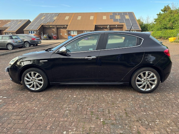 Used Alfa Romeo Giulietta 2012 for sale - 74712371: Photo 9