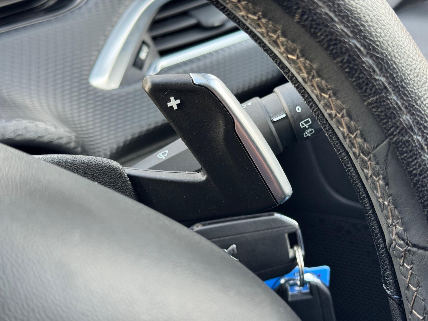 Used Peugeot 2008 2017 for sale - 78100938: Photo 23