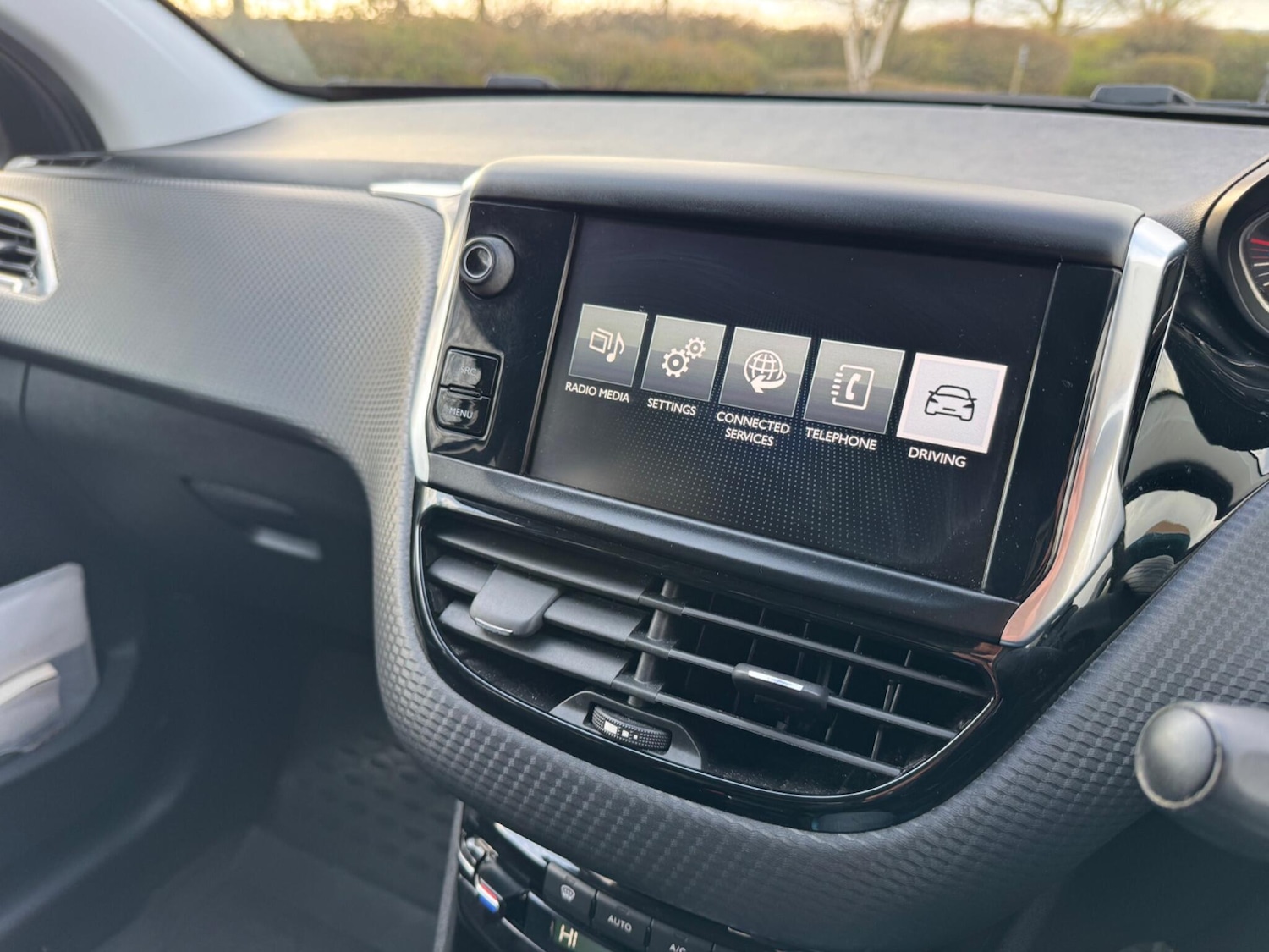 Used Peugeot 2008 2017 for sale - 78100938: Photo 25