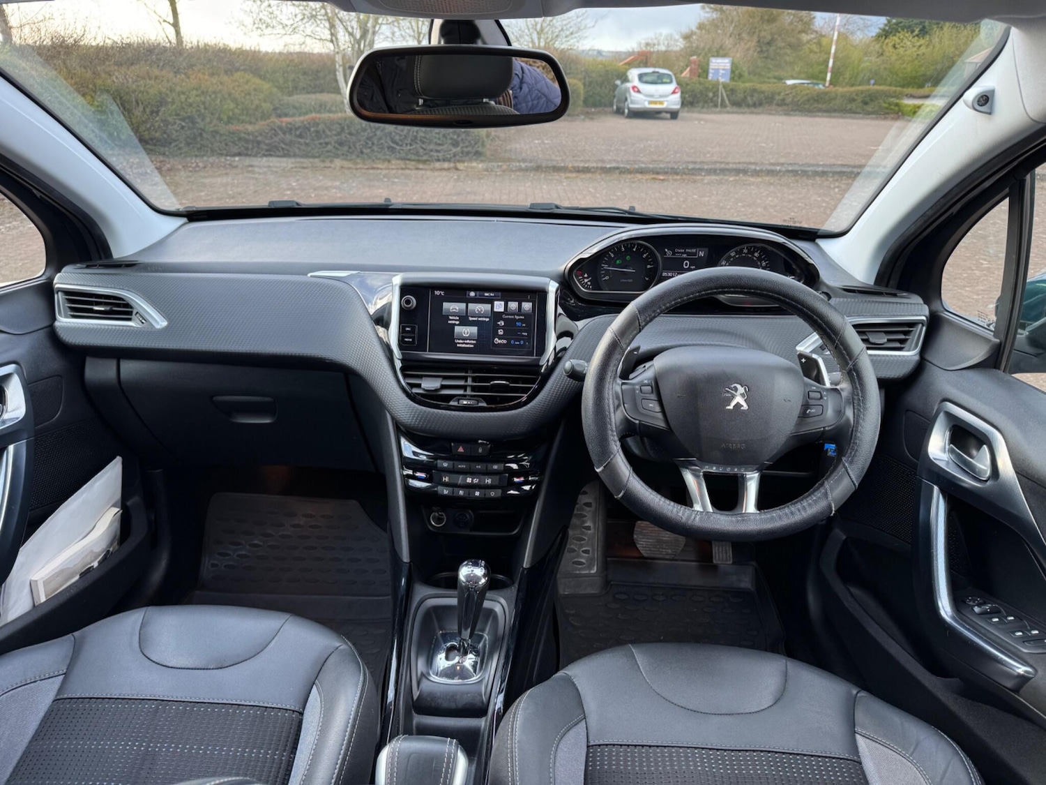 Used Peugeot 2008 2017 for sale - 78100938: Photo 6