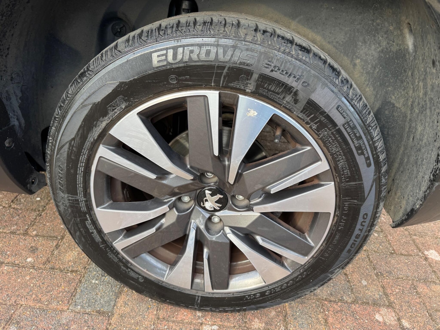 Used Peugeot 2008 2017 for sale - 78100938: Photo 65