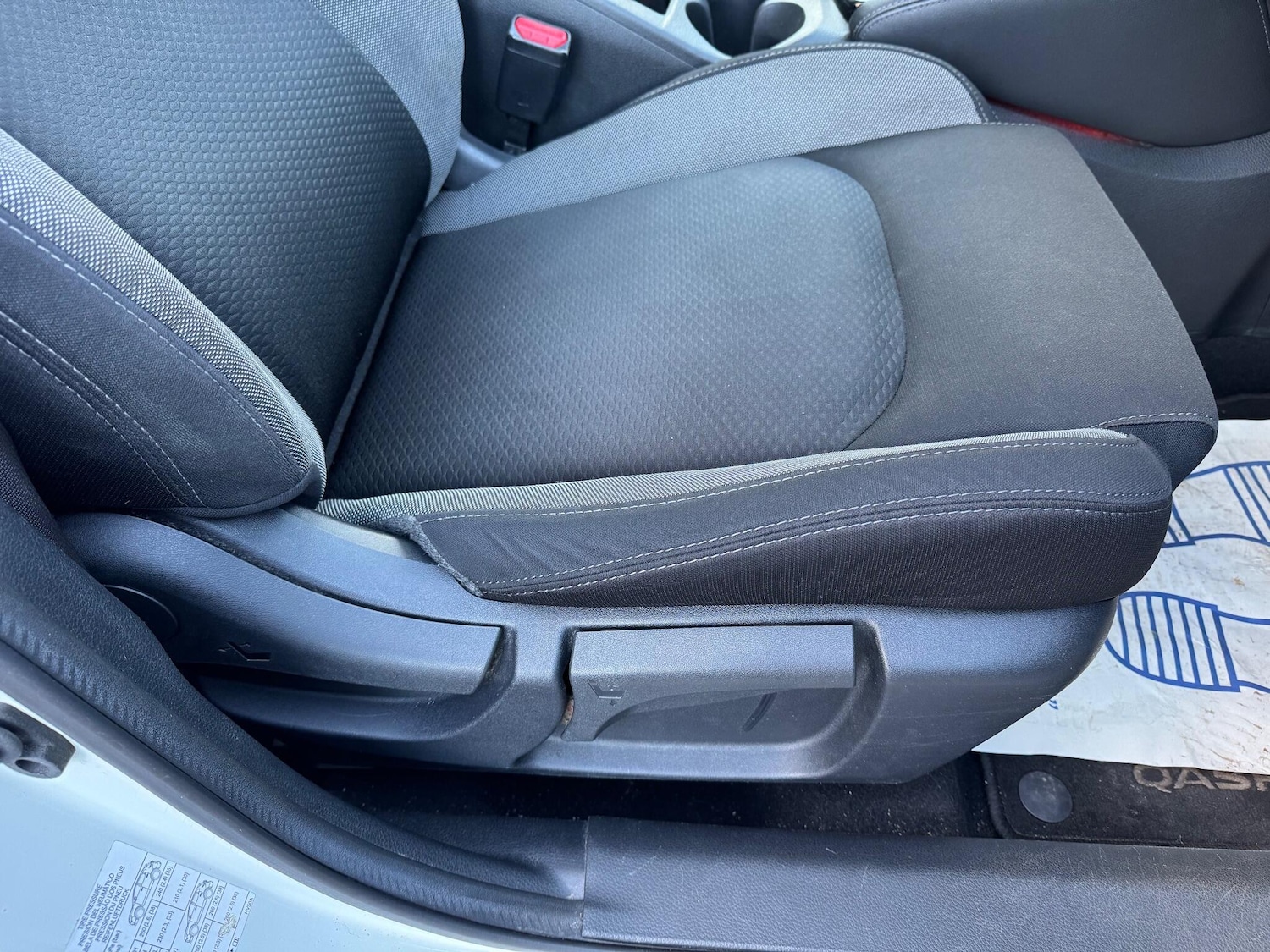 Used Nissan Qashqai 2018 for sale - 76825150: Photo 43