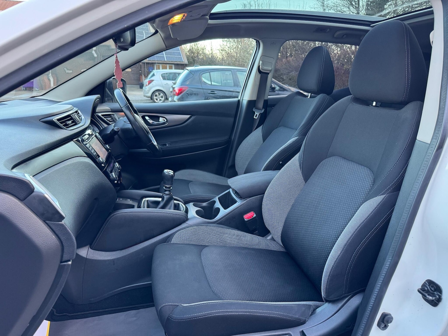 Used Nissan Qashqai 2018 for sale - 76825150: Photo 48