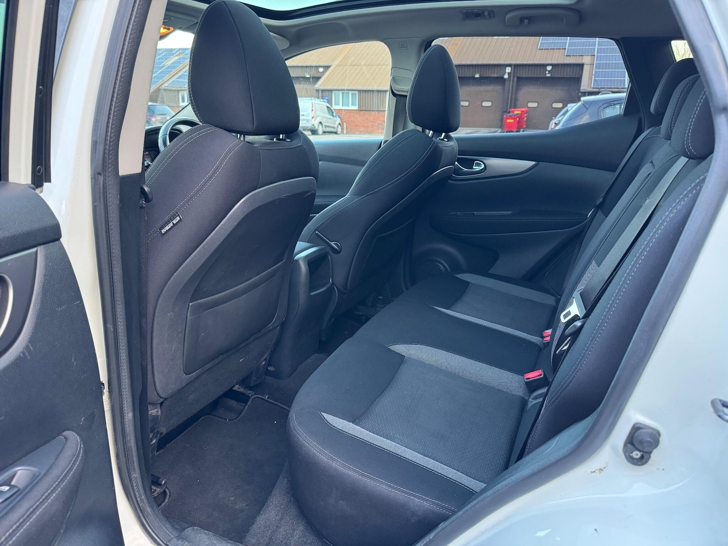 Used Nissan Qashqai 2018 for sale - 76825150: Photo 50