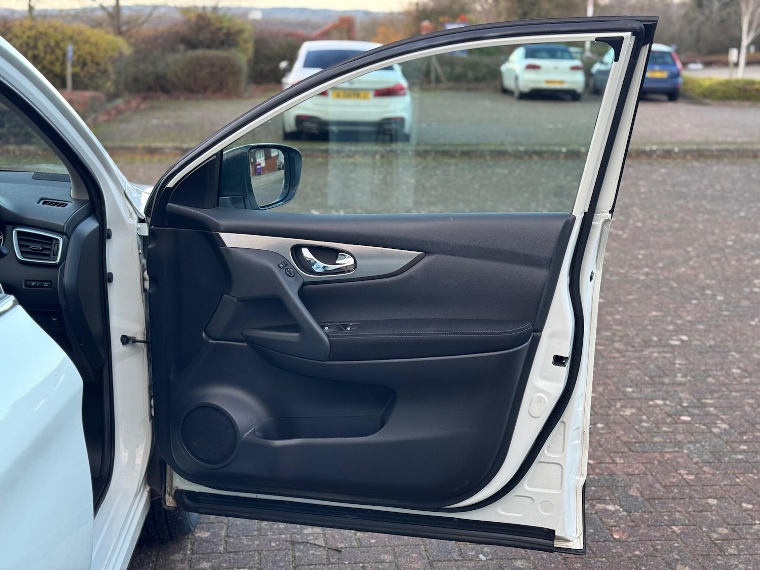 Used Nissan Qashqai 2018 for sale - 76825150: Photo 51