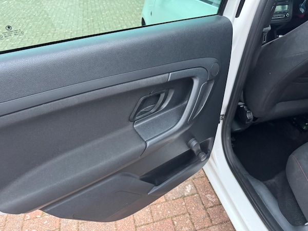 Used Skoda Fabia 2014 for sale - 76306847: Photo 50