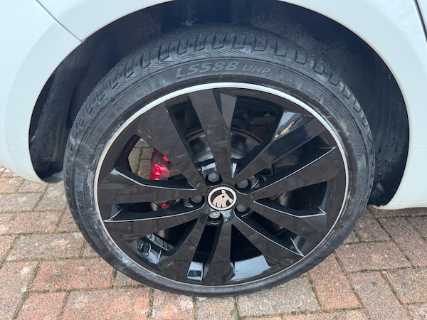Used Skoda Fabia 2014 for sale - 76306847: Photo 64