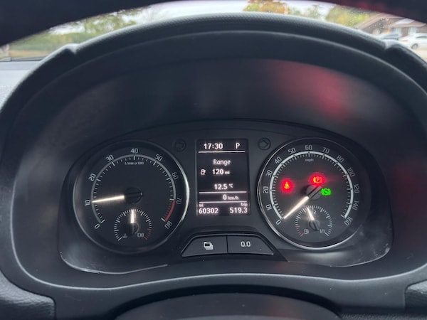Used Skoda Fabia 2014 for sale - 76306847: Photo 7