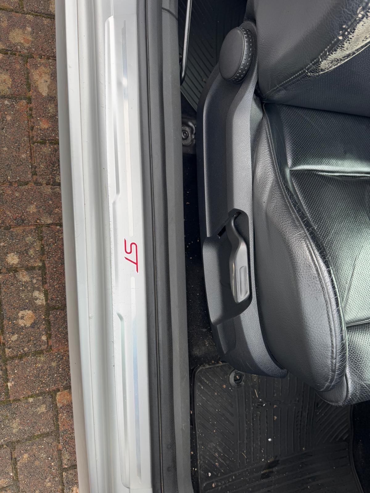 Used Ford Focus 2007 for sale - 76239496: Photo 28