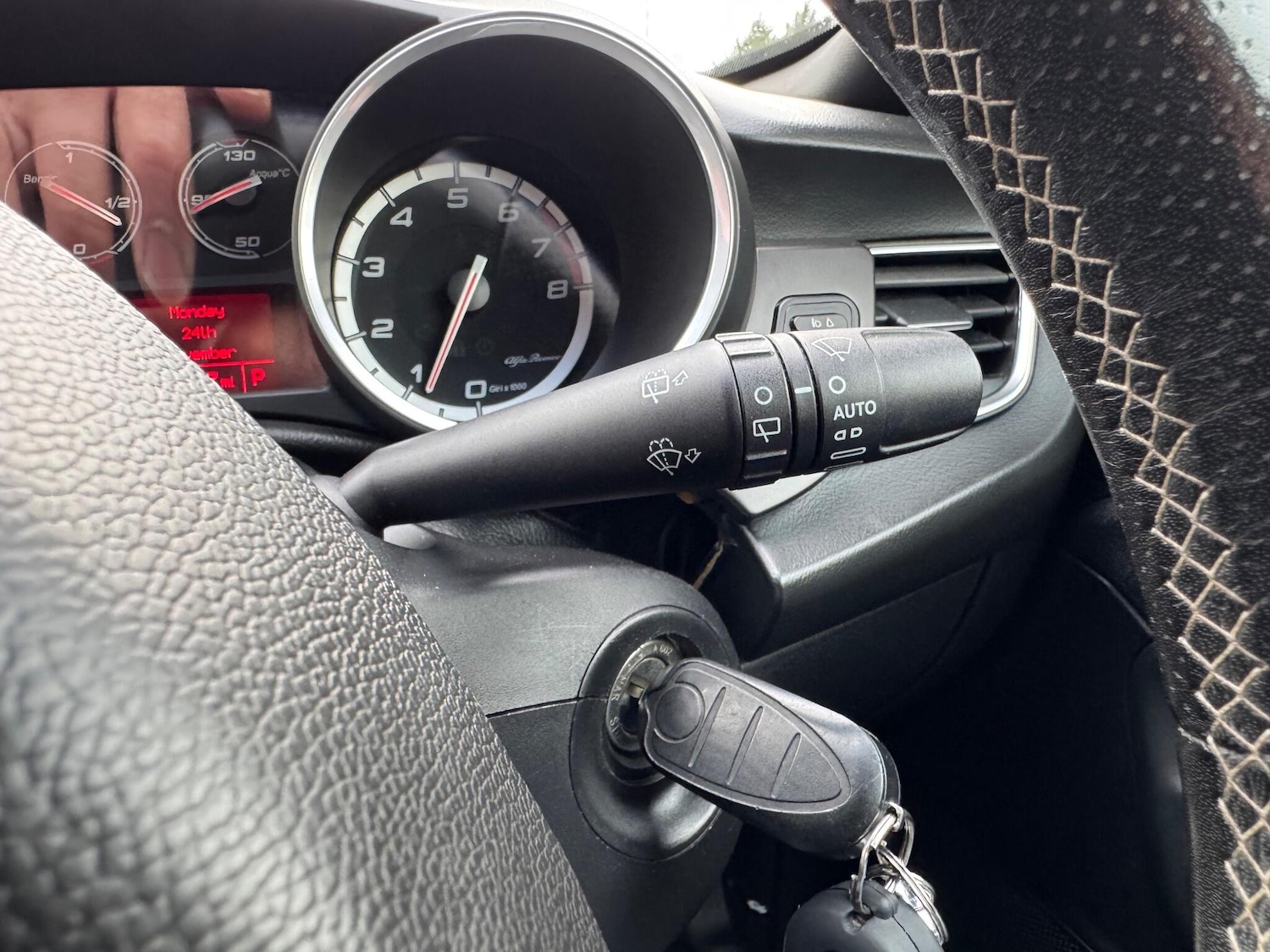 Used Alfa Romeo Giulietta 2014 for sale - 76689380: Photo 27