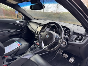 Used Alfa Romeo Giulietta 2014 for sale - 76689380: Photo