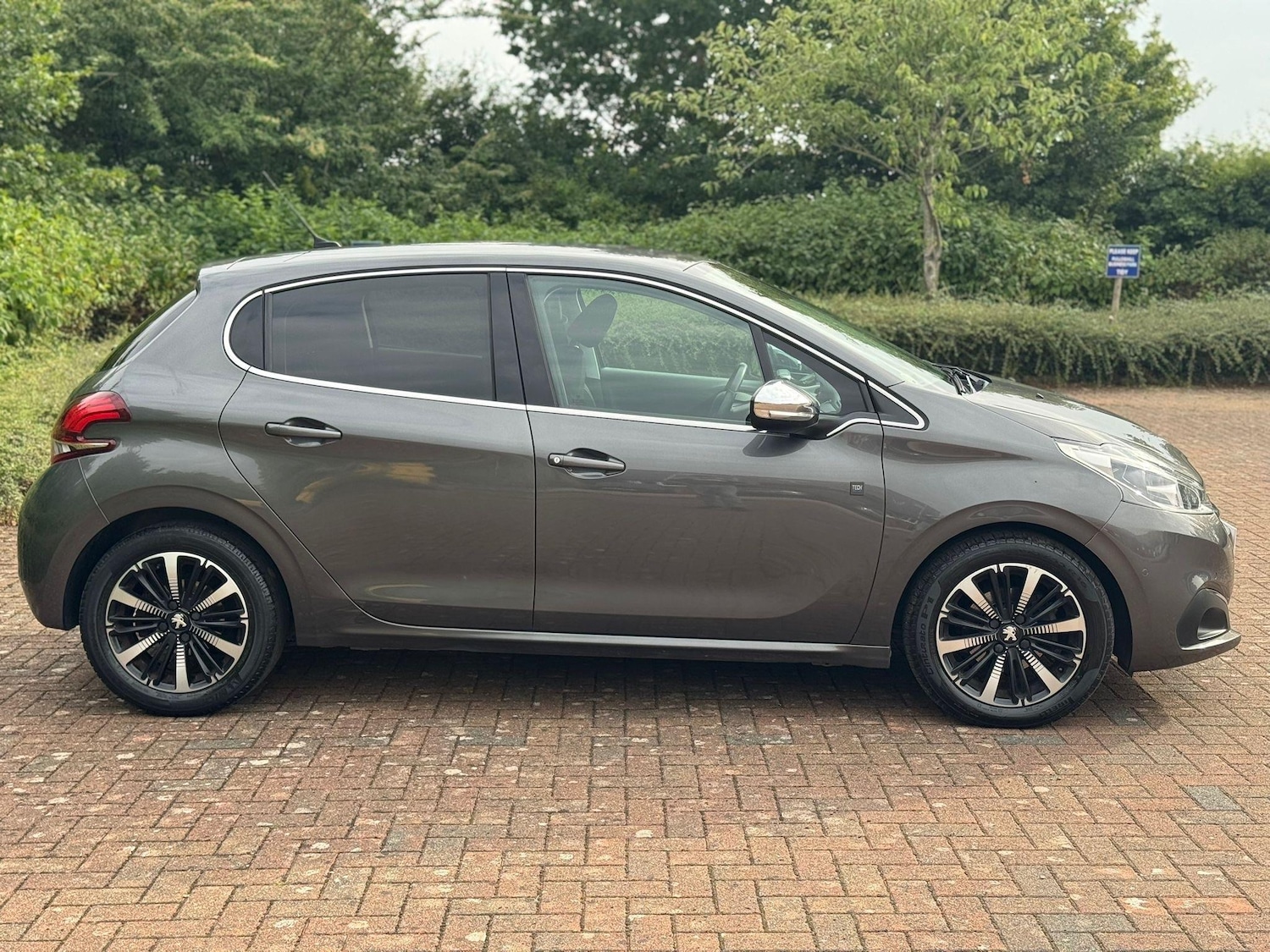 Used Peugeot 208 for sale - 76994979: Photo 13