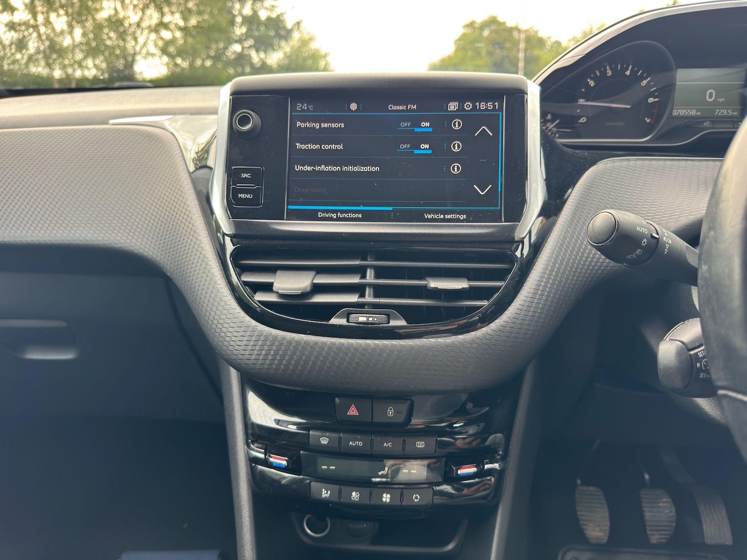 Used Peugeot 208 for sale - 76994979: Photo 24