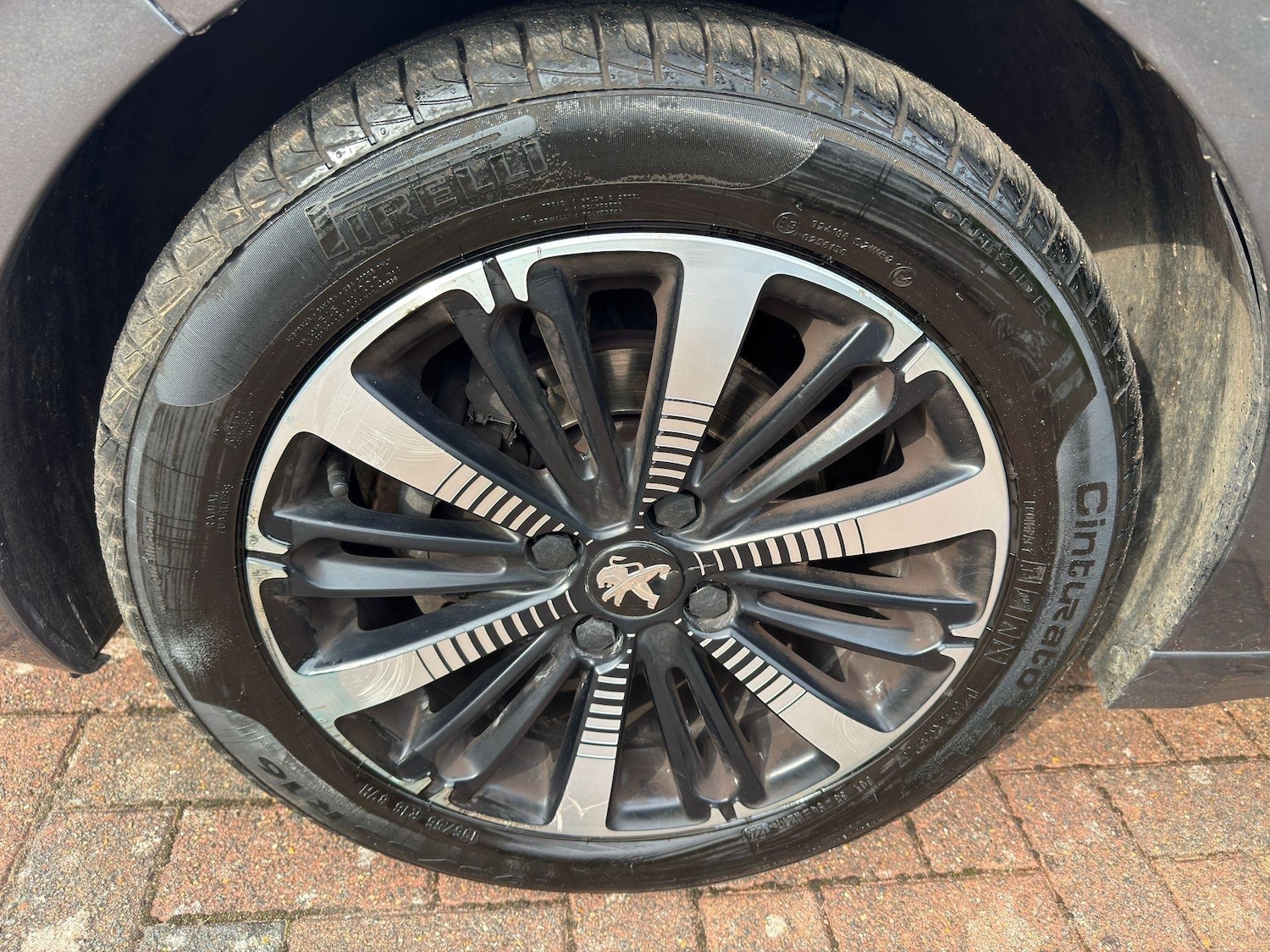 Used Peugeot 208 for sale - 76994979: Photo 63