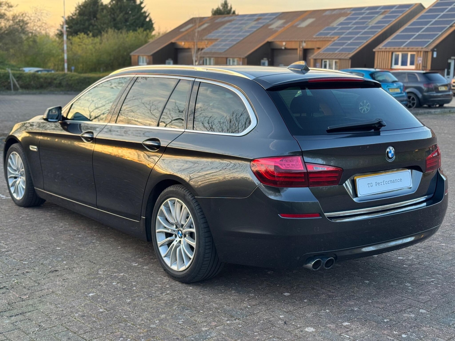 Used BMW 5 Series 2015 for sale - 78171491: Photo 2