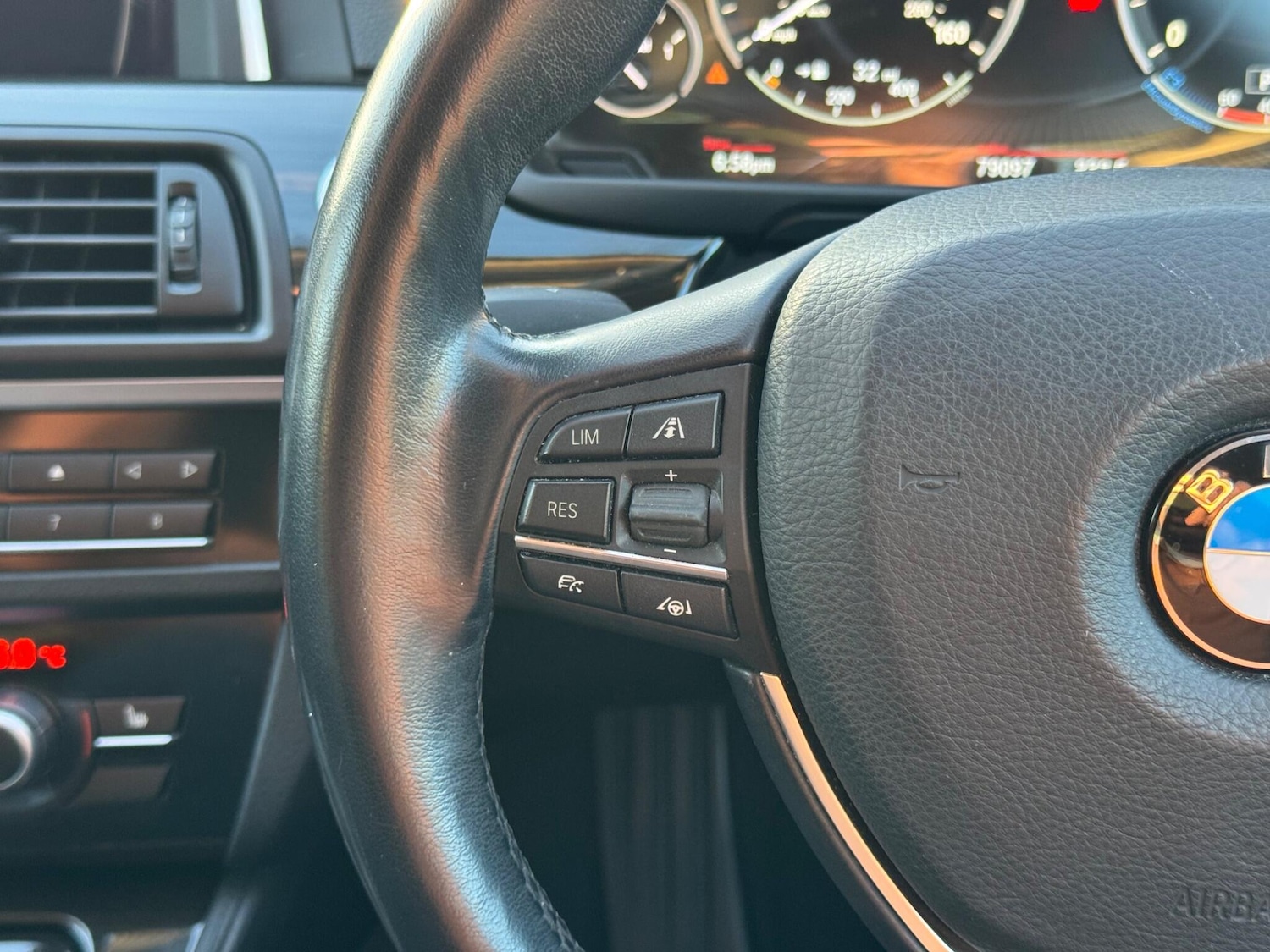 Used BMW 5 Series 2015 for sale - 78171491: Photo 21